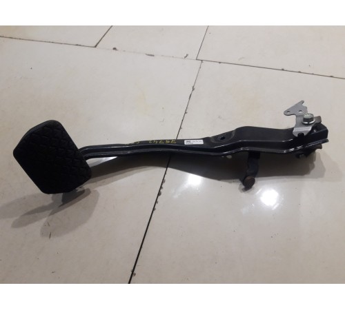 Педаль тормоза