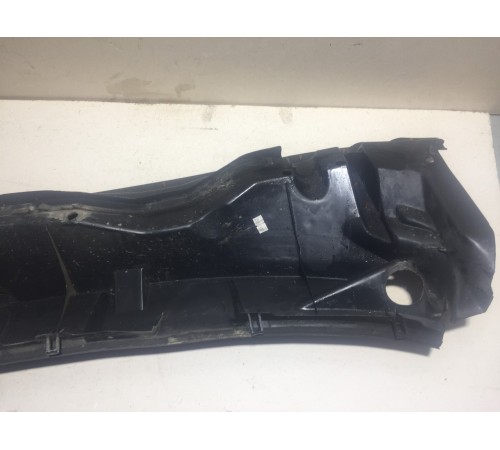 Решетка стеклоочистителя (планка под лобовое стекло)