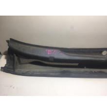 Решетка стеклоочистителя (планка под лобовое стекло)