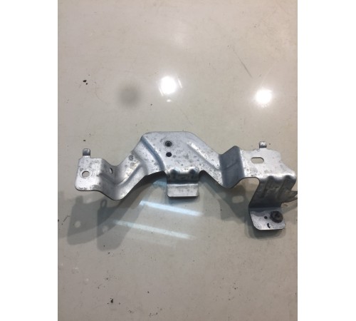 Кронштейн(задний,левый)