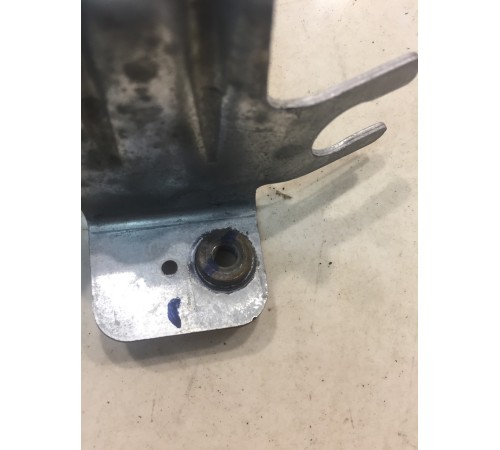 Кронштейн(задний,левый)