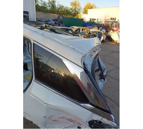 Глухое стекло заднее левое