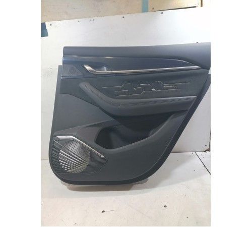 Обшивка двери задняя правая