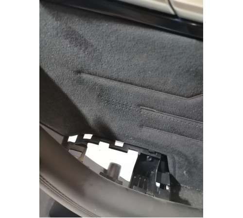 Обшивка двери задняя правая