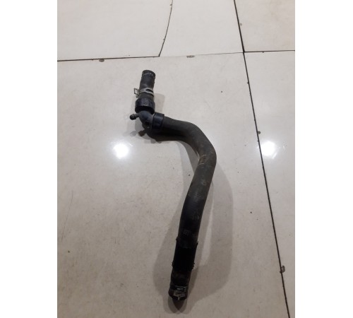 Патрубок радиатора