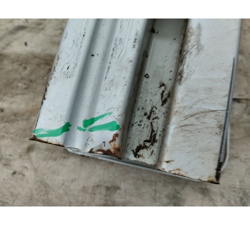 Усилитель заднего бампера