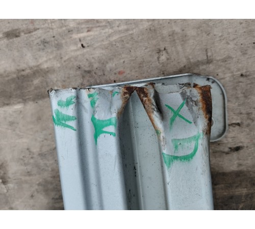 Усилитель заднего бампера