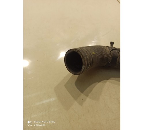 Патрубок системы охлаждения