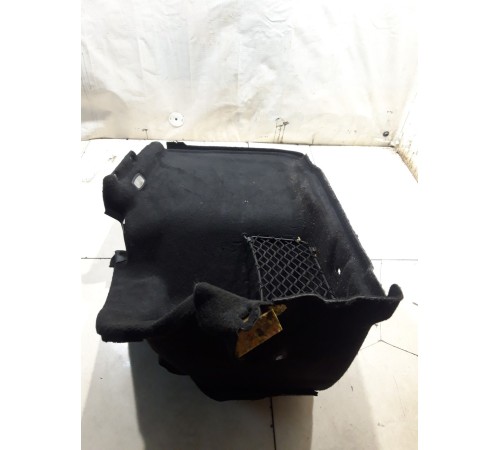 Обшивка багажника(левая)