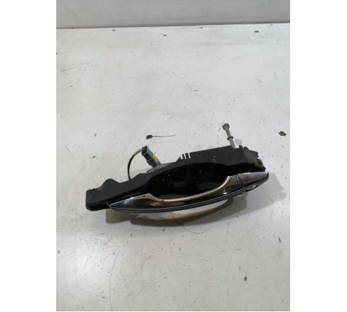 Ручка двери передняя левая наружная