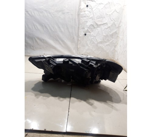 Фара (передняя,правая)