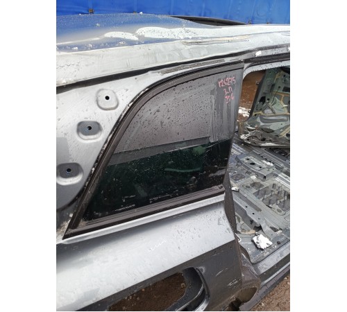 Глухое стекло заднее правое