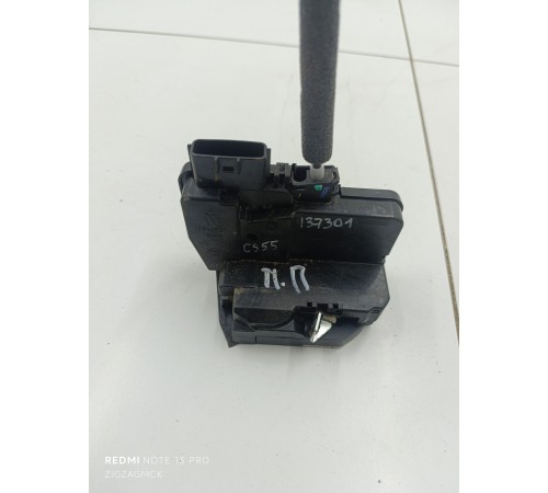 Замок двери передний правый