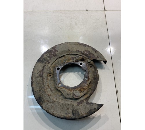 Защита тормозного диска (задняя, правая)