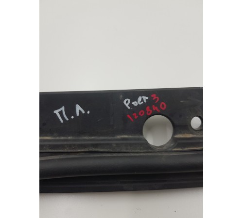 Накладка крыла передняя левая