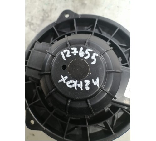 Моторчик отопителя (печки)