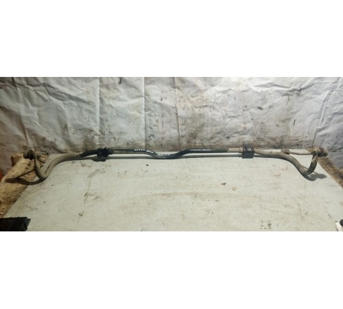 Стабилизатор передний