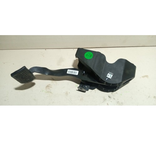 Педаль тормоза