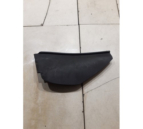 Накладка торпедо боковая(правая)