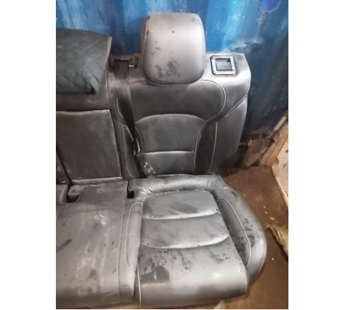 Задний ряд сидений