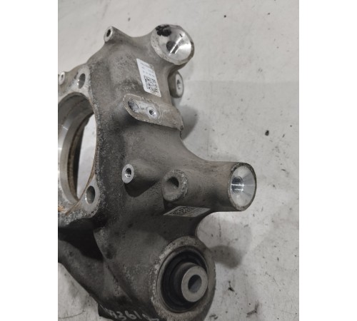 Кулак поворотный(задний левый)