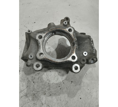 Кулак поворотный(задний левый)