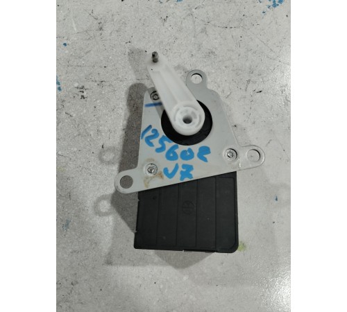 Сервопривод заслонки печки