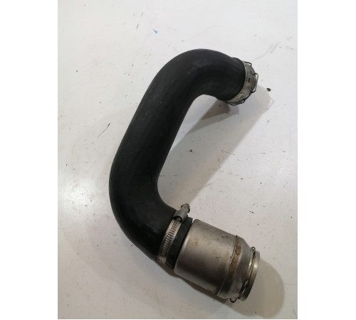 Патрубок интеркулера