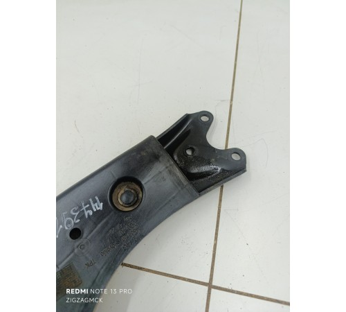 Рычаг подвески передний левый нижний
