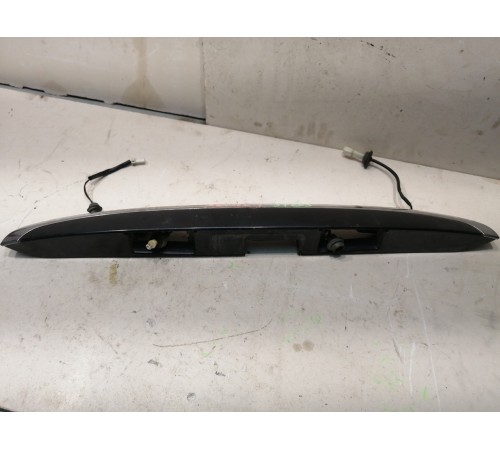 Накладка крышки багажника