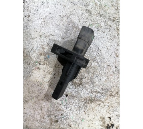 Датчик ABS задний