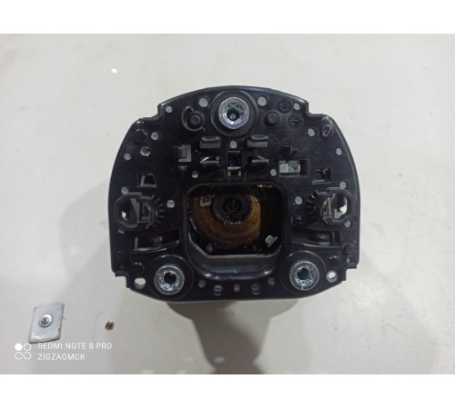 Подушка безопасности водителя