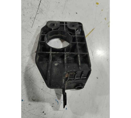 Кронштейн (крепление) фары противотуманной правый