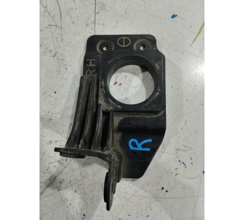 Кронштейн (крепление) фары противотуманной правый