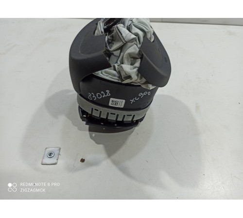 Подушка безопасности водителя