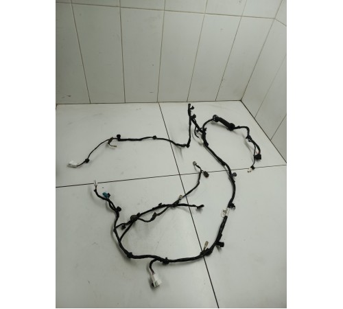 Электропроводка крышки багажника