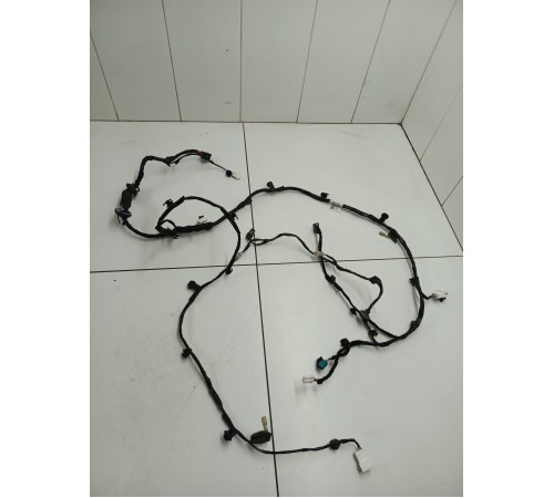 Электропроводка крышки багажника