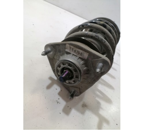 Амортизатор подвески передний левый в сборе