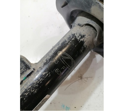 Амортизатор подвески передний левый в сборе