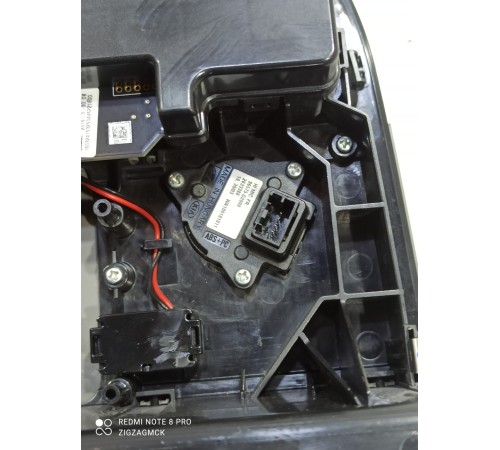 Плафон внутреннего освещения(передний)