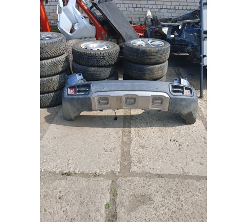 Бампер задний в сборе