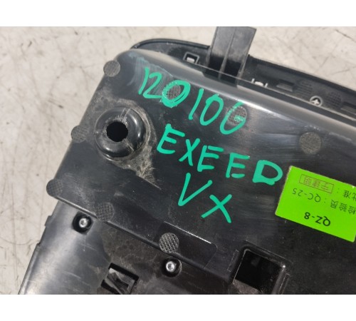 Плафон внутреннего освещения салона передний