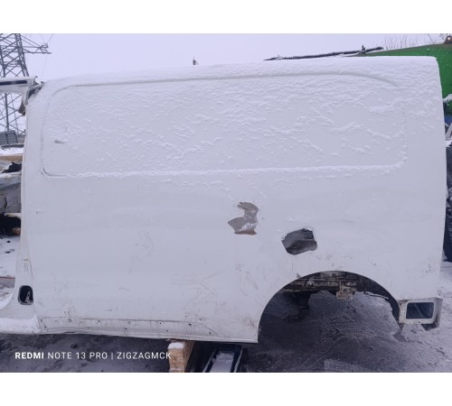 Левая сторона кузова