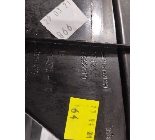 Накладка стойки (задняя левая)