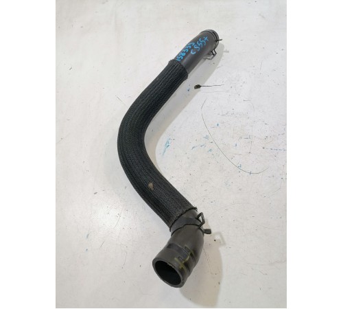 Патрубок системы охлаждения