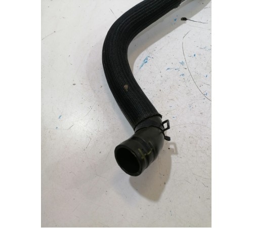 Патрубок системы охлаждения