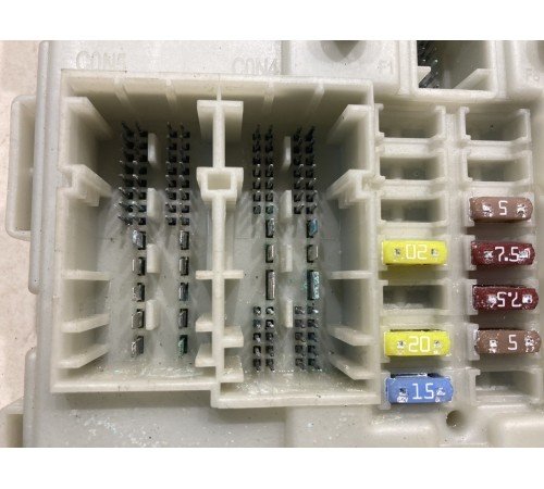 Блок предохранителей