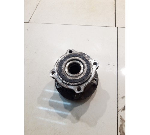 Ступица (задняя, левая)