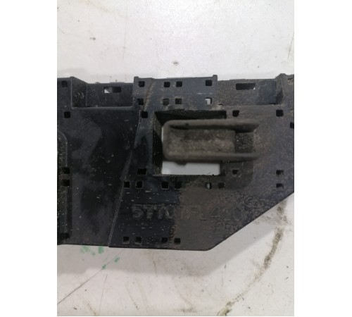 Кронштейн крепление заднего бампера левый