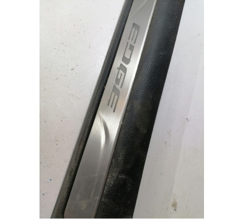 Накладка порога передняя левая внутренняя